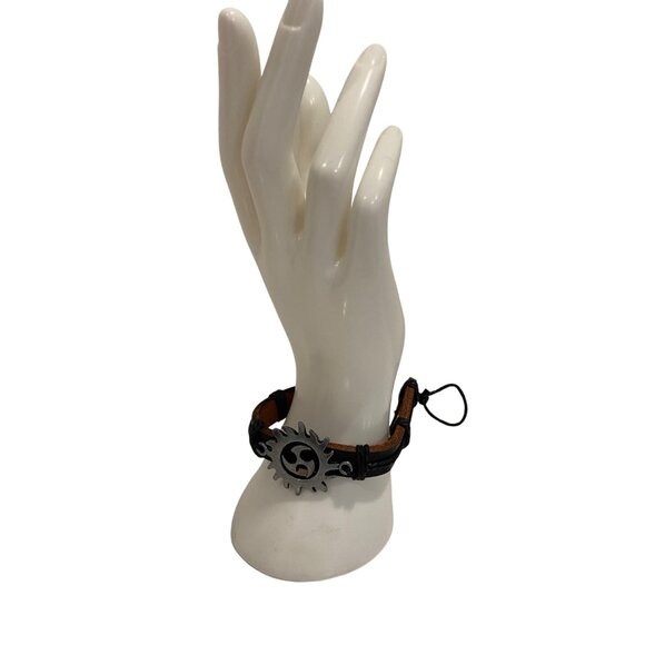 Handmade Leather & Cord Bracelet With Metal Tribal Sun Pendant Adjustable F - Picture 2 of 8